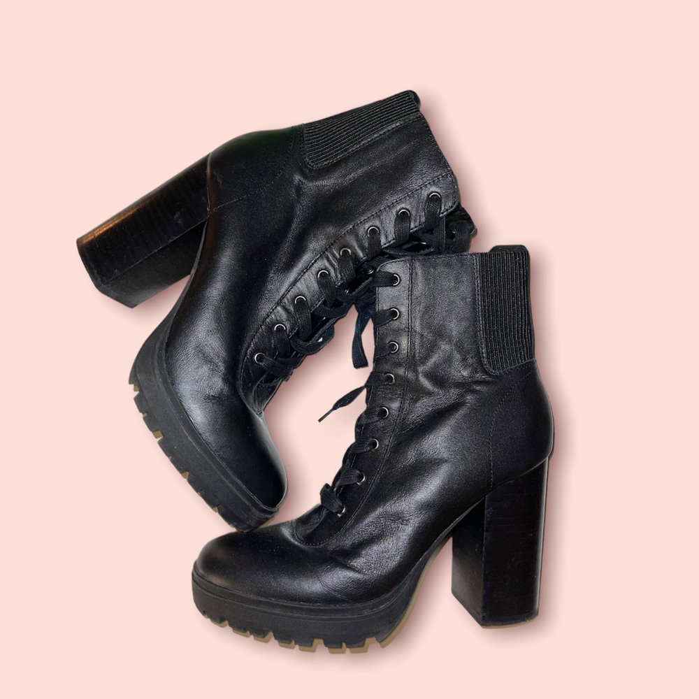 Steve Madden Boots